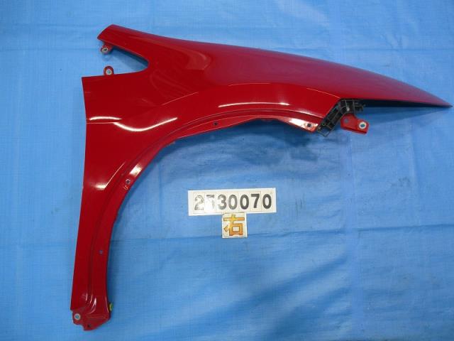 【中古】中古部品 シビック FN2 右ﾌﾛﾝﾄﾌｪﾝﾀﾞｰ 【3310040100-000253007010600】
