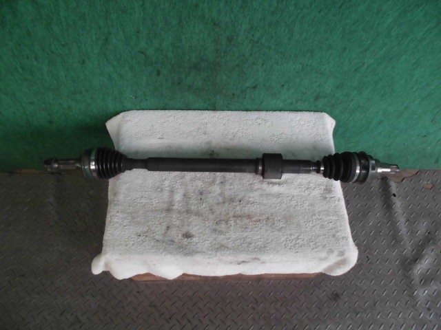 【中古】中古部品 ムーヴ L150S 右ﾌﾛﾝﾄﾄﾞﾗｲﾌﾞｼｬﾌﾄ 【3310420000-000002347242100】