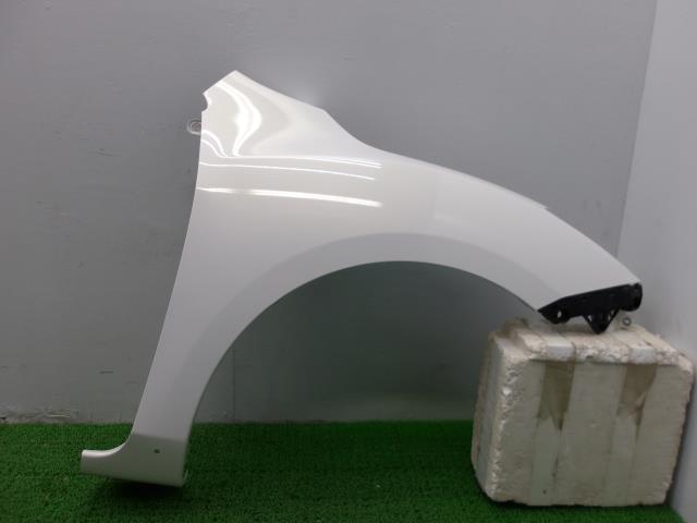 【中古】中古部品 アクセラ BLEFW 右ﾌﾛﾝﾄﾌｪﾝﾀﾞｰ 【3310250100-000253012110600】