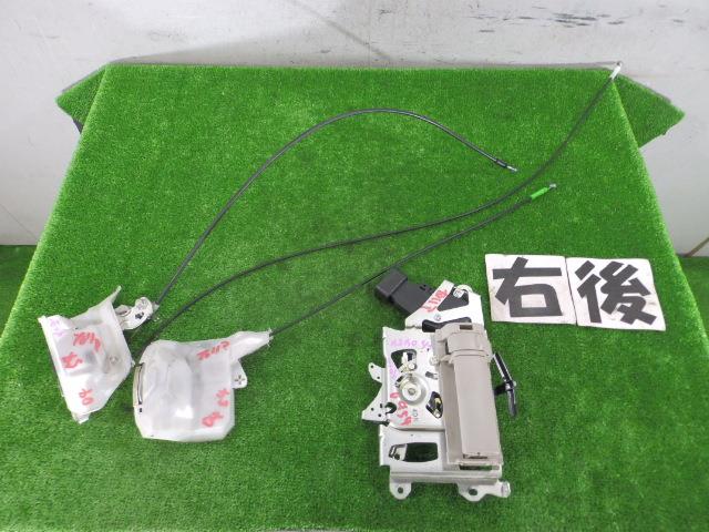 【中古】中古部品 ｅＫスペース B11A 右ﾘｱﾄﾞｱﾛｯｸｿﾚﾉｲﾄﾞ 【3260250000-000025045464570】