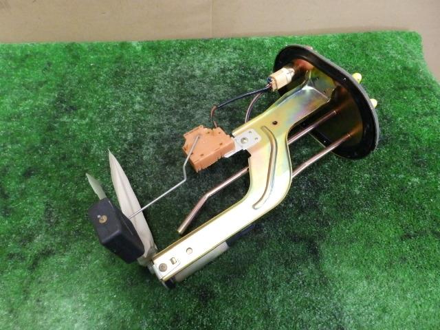【中古】中古部品 フリーダ SG5WF ﾌｭｰｴﾙﾎﾟﾝﾌﾟ 【3260250000-001526424120600】