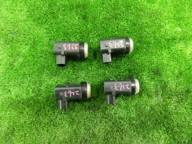 【中古】中古部品 クライスラー300C LX57 ｿﾅｰ 【3260250000-000213226361950】