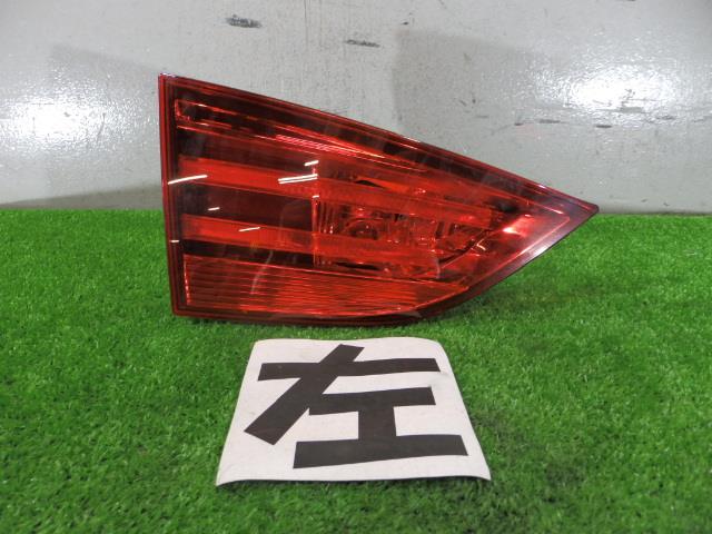 【中古】中古部品 BMW X1 VL18 左フィニッシャーパネル 【3260250000-000024183015220】|e-cleマート