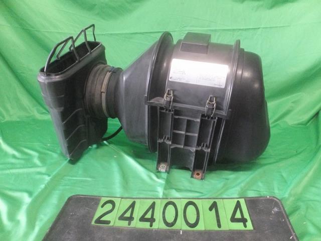 【中古】中古部品 ふそう大型車 FU54VZ ｴｱｸﾘｰﾅｰ 【3310040100-000244001429050】