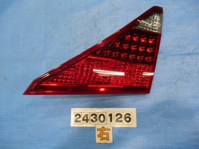 【中古】中古部品 アルファード GGH25W 右ﾌｨﾆｯｼｬｰﾊﾟﾈﾙ 【3310040100-000243012615210】