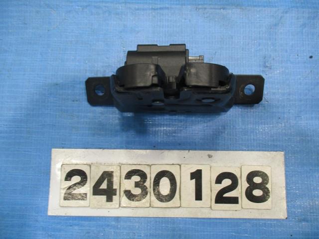 【中古】中古部品 BMW 1シリーズ 1A16 ﾄﾗﾝｸ･ﾊﾞｯｸﾄﾞｱﾛｯｸｿﾚﾉｲﾄﾞ 【3310040100-000243012864590】