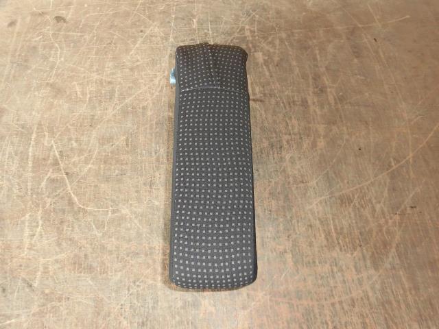 【中古】中古部品 ＡＺワゴン MJ23S ｱｰﾑﾚｽﾄ 【3310050100-001529104070460】
