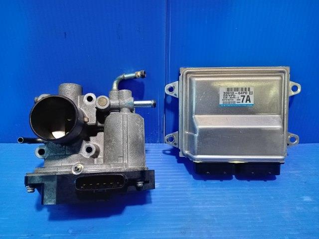 【中古】中古部品 エブリィ DA17V ｽﾛｯﾄﾙﾎﾞﾃﾞｨ 【3310050100-221228000120300】