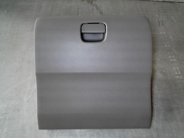 【中古】中古部品 Ｎ－ＢＯＸ ＋ JF1 ｸﾞﾛｰﾌﾞBOX 【3310050100-240910000170210】 6,019円