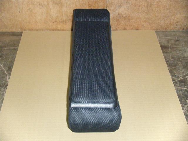 【中古】中古部品 ムーヴ L150S ｱｰﾑﾚｽﾄ 【3310050100-220120000170460】