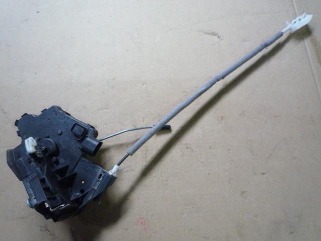 【中古】中古部品 BMW 3シリーズ AV22 右ﾘｱﾄﾞｱﾛｯｸｿﾚﾉｲﾄﾞ 【3310050100-001249551964570】 6,521円
