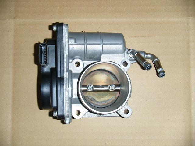【中古】中古部品 ラティオ N17 ｽﾛｯﾄﾙﾎﾞﾃﾞｨ 【3310050100-001660144320300】