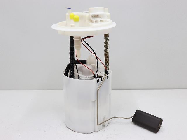 【中古】中古部品 フィアット 500 31209 ﾌｭｰｴﾙﾎﾟﾝﾌﾟ 【3310070100-000203010520600】