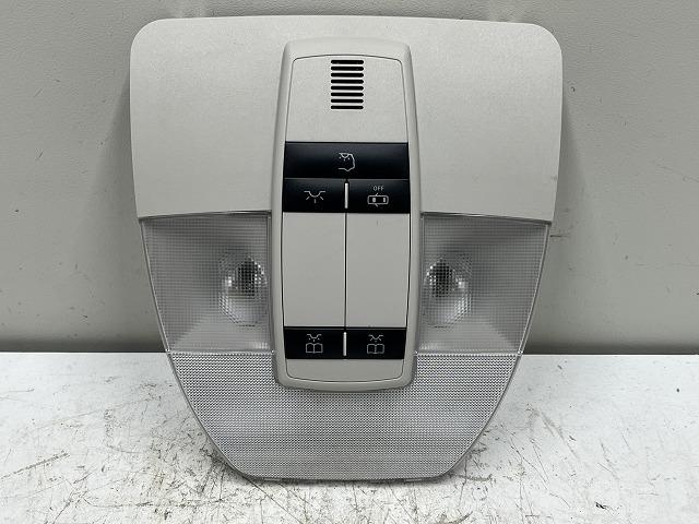 【中古】中古部品 ベンツ Aクラス 169032 ﾙｰﾑﾗﾝﾌﾟ 【3310070100-0000Y0764968200】