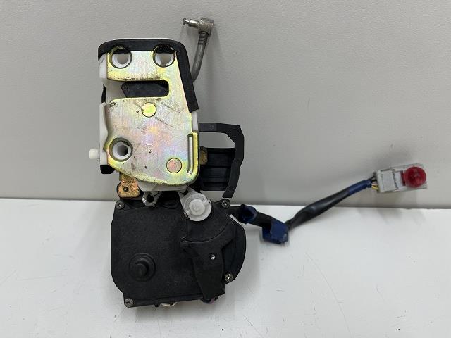 【中古】中古部品 ローバー 600シリーズ RHH23 右ﾘｱﾄﾞｱﾛｯｸｿﾚﾉｲﾄﾞ 【3310070100-000193008764570】 15,498円