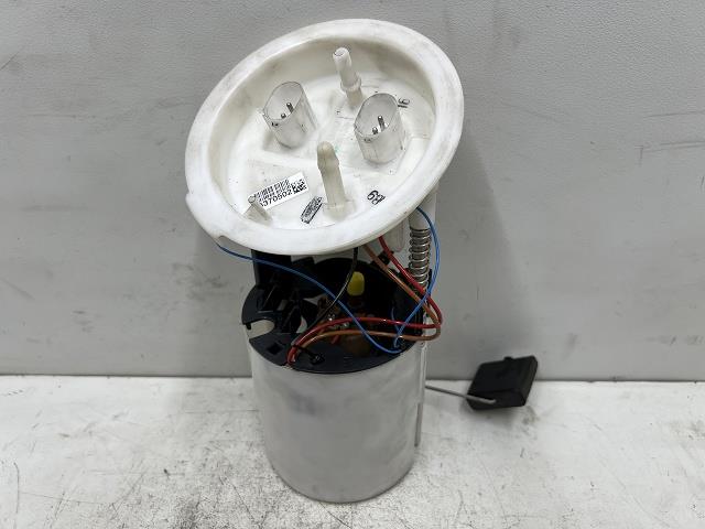 【中古】中古部品 BMW 3シリーズ VB23 ﾌｭｰｴﾙﾎﾟﾝﾌﾟ 【3310070100-000213002720600】