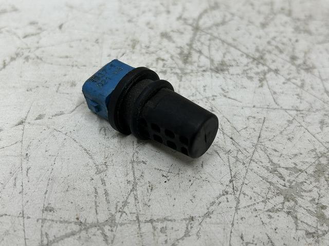 【中古】中古部品 ボルボ 850 8B5252W ｴｱﾌﾛﾒｰﾀｰ 【3310070100-000093000760400】
