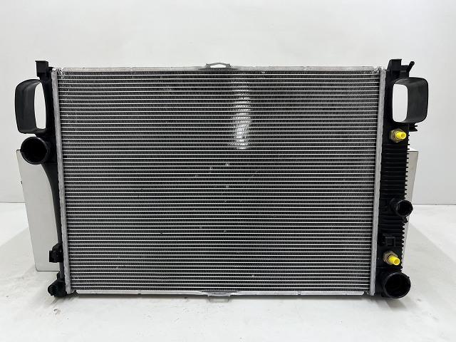 【中古】中古部品 ベンツ Sクラス 221176 ﾗｼﾞｴｰﾀ 【3310070100-000090734920400】｜e-cleマート