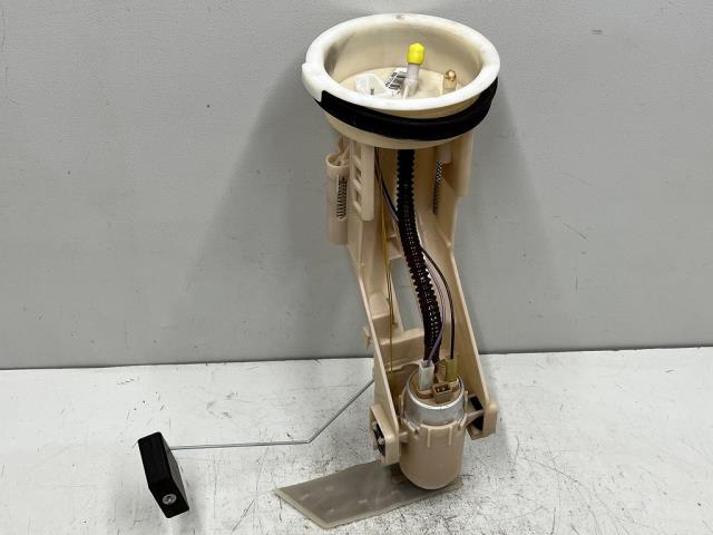 【中古】中古部品 BMW X5 FA30N ﾌｭｰｴﾙﾎﾟﾝﾌﾟ 【3310070100-0000Y0754020600】