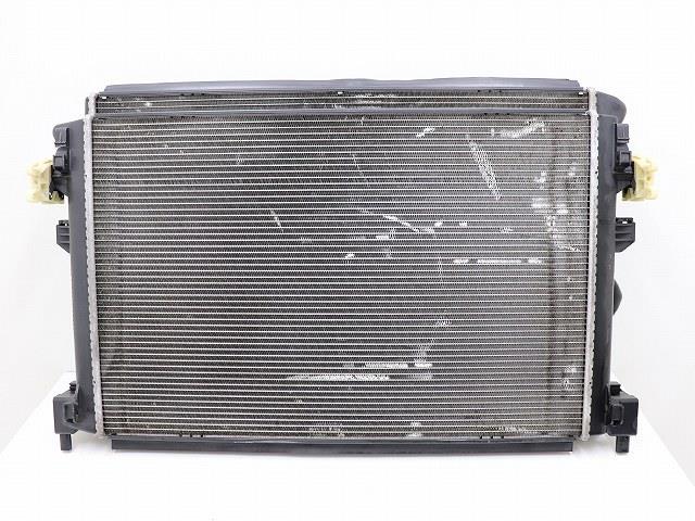 【中古】中古部品 VW ゴルフヴァリアント AUCHP ﾗｼﾞｴｰﾀ 【3310070100-000183003720400】