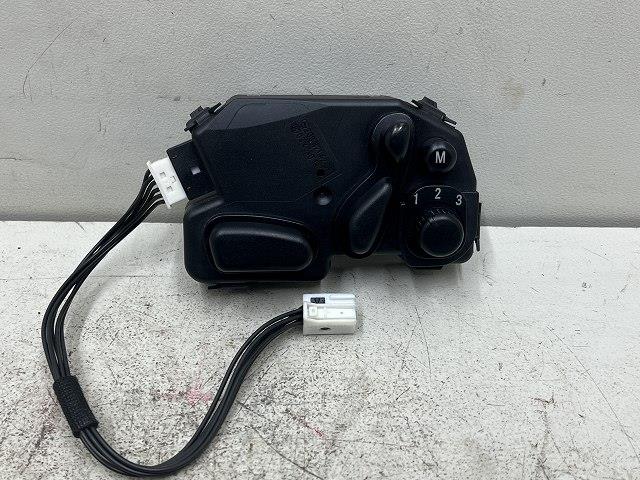 【中古】中古部品 ベンツ Cクラス 203052 電動ﾊﾟﾜｰｼｰﾄｽｲｯﾁ 【3310070100-0000Y0761362100】