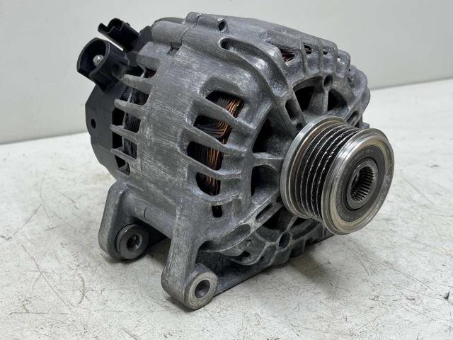 【中古】中古部品 プジョー 2008 A94HM01 ｵﾙﾀﾈｰﾀｰ 【3310070100-000213008660200】