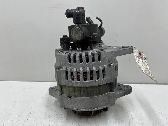 【中古】中古部品 セドリック UY32 オルタネーター 【3310070100-000072486960200】|e-cleマート
