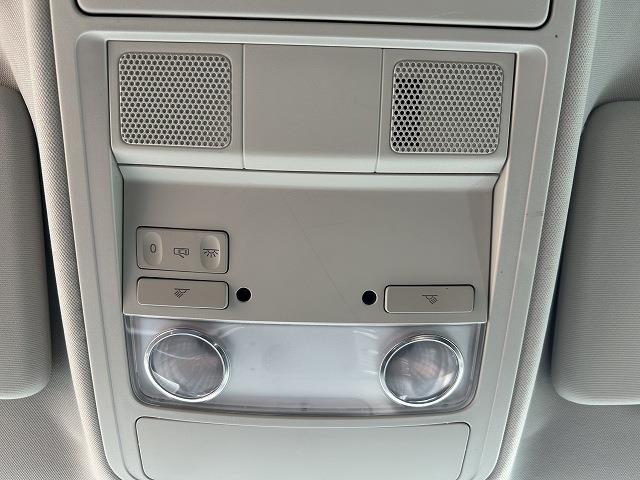 【中古】中古部品 VW シャラン 7NCAV ﾙｰﾑﾗﾝﾌﾟ 【3310070100-0000Y0764468200】
