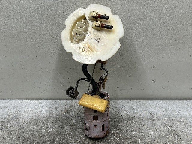 【中古】中古部品 プレセア HR10 ﾌｭｰｴﾙﾎﾟﾝﾌﾟ 【3310070100-000457758720600】