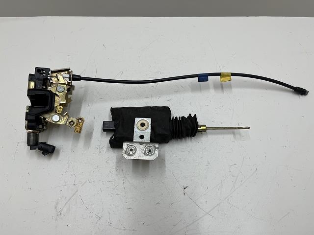 【中古】中古部品 リンカーン コンチネンタル 1LNVM97 左ﾌﾛﾝﾄﾄﾞｱﾛｯｸｿﾚﾉｲﾄﾞ 【3310070100-000794707664560】
