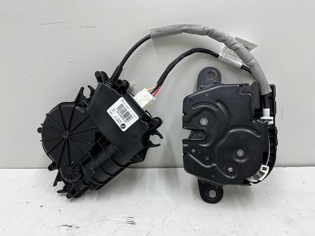 【中古】中古部品 BMW 2シリーズ 2D15 ﾄﾗﾝｸ･ﾊﾞｯｸﾄﾞｱﾛｯｸｿﾚﾉｲﾄﾞ 【3310070100-0000Y0753864590】｜e-cleマート