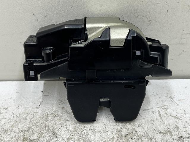 【中古】中古部品 シトロエン C5 X7XFV ﾄﾗﾝｸ･ﾊﾞｯｸﾄﾞｱﾛｯｸｿﾚﾉｲﾄﾞ 【3310070100-000090750164590】