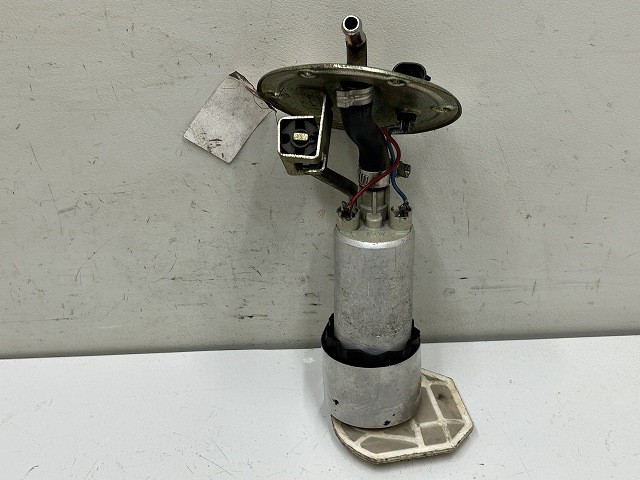 【中古】中古部品 オペル ベクトラ XC250 ﾌｭｰｴﾙﾎﾟﾝﾌﾟ 【3310070100-000296895020600】