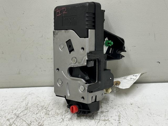 【中古】中古部品 オペル ベクトラ XH260 左ﾘｱﾄﾞｱﾛｯｸｿﾚﾉｲﾄﾞ 【3310070100-000767423564580】