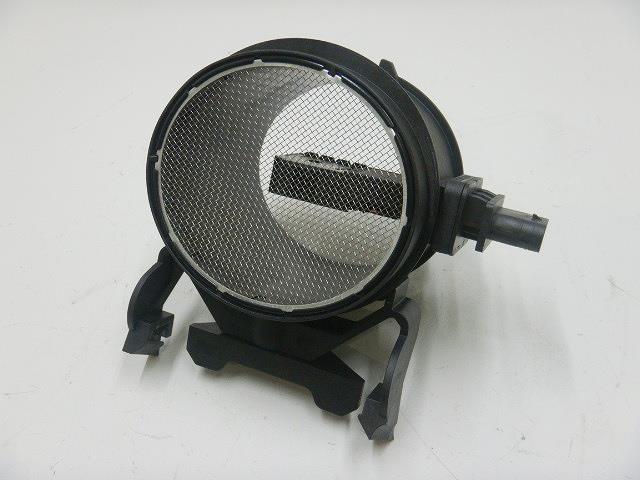 【中古】中古部品 ベンツ Rクラス 251065 ｴｱﾌﾛﾒｰﾀｰ 【3310070100-000203015160400】
