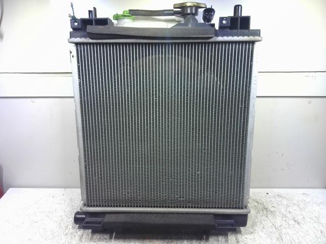 【中古】中古部品 ＭＲワゴン MF33S ﾗｼﾞｴｰﾀ 【3310160100-000213036720402】
