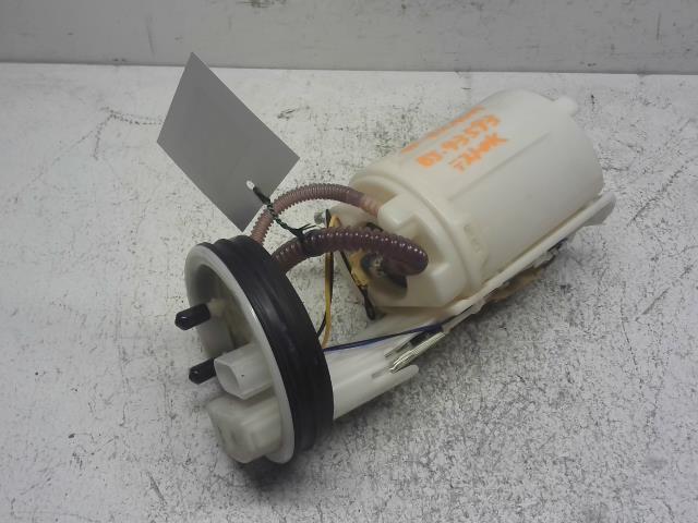 【中古】中古部品 VW ルポ 6XAUA ﾌｭｰｴﾙﾎﾟﾝﾌﾟ 【3310160100-000004359320600】