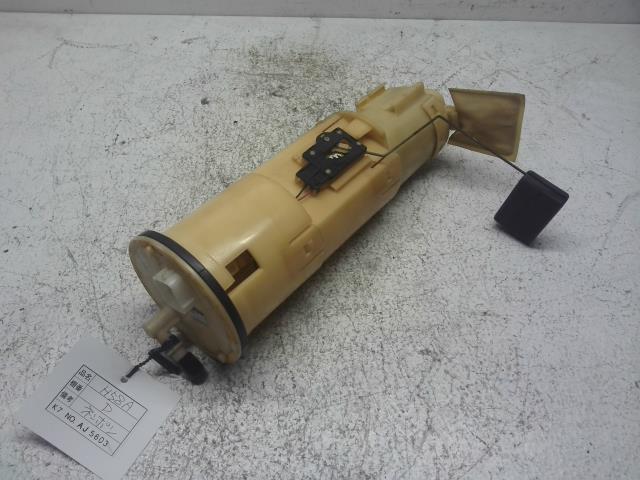 【中古】中古部品 パジェロミニ H58A ﾌｭｰｴﾙﾎﾟﾝﾌﾟ 【3310160100-000004361320600】