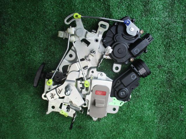 【中古】中古部品 Ｎ－ＢＯＸ JF1 左ﾘｱﾄﾞｱﾛｯｸｿﾚﾉｲﾄﾞ 【3310190100-001588725564581】