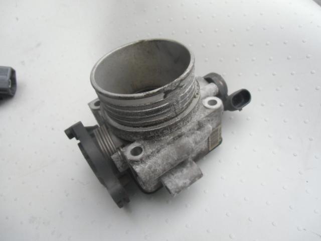【中古】中古部品 ボルボ 40シリーズ 4B4204W ｽﾛｯﾄﾙﾎﾞﾃﾞｨ 【3310190100-001019024920300】