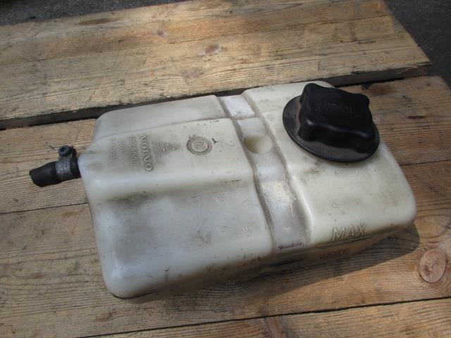 【中古】中古部品 ボルボ 200シリーズ AB230W ﾗｼﾞｴｰﾀﾘｻﾞｰﾌﾞﾀﾝｸ 【3310190100-001262993820410】