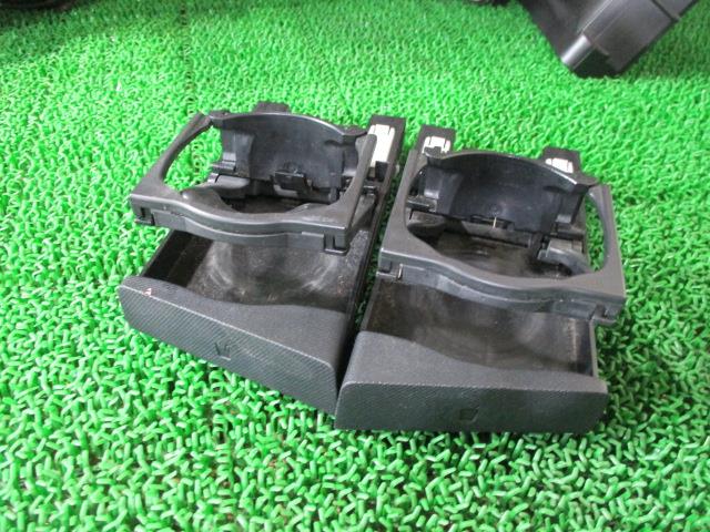 【中古】中古部品 ムーヴ L175S ﾄﾞﾘﾝｸﾎﾙﾀﾞｰ 【3310190100-000233012070230】