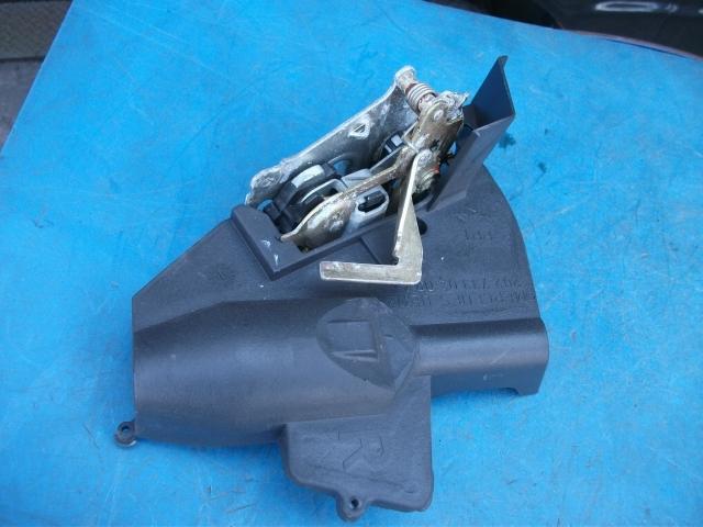 【中古】中古部品 ベンツ Cクラス 202080 右ﾘｱﾄﾞｱﾛｯｸｿﾚﾉｲﾄﾞ 【3310190100-000828243564571】