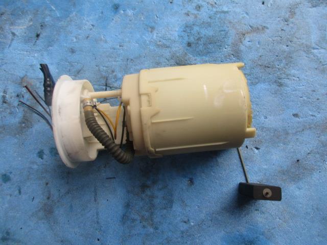 【中古】中古部品 VW ポロ 9NBBY ﾌｭｰｴﾙﾎﾟﾝﾌﾟ 【3310190100-001308659920600】