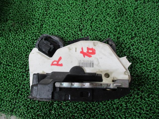 【中古】中古部品 VW ゴルフ 1KCAV 右ﾘｱﾄﾞｱﾛｯｸｿﾚﾉｲﾄﾞ 【3310190100-000233009064570】