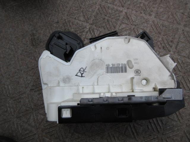 【中古】中古部品 VW ゴルフ 1KCAX 右ﾘｱﾄﾞｱﾛｯｸｿﾚﾉｲﾄﾞ 【3310190100-001352749864571】