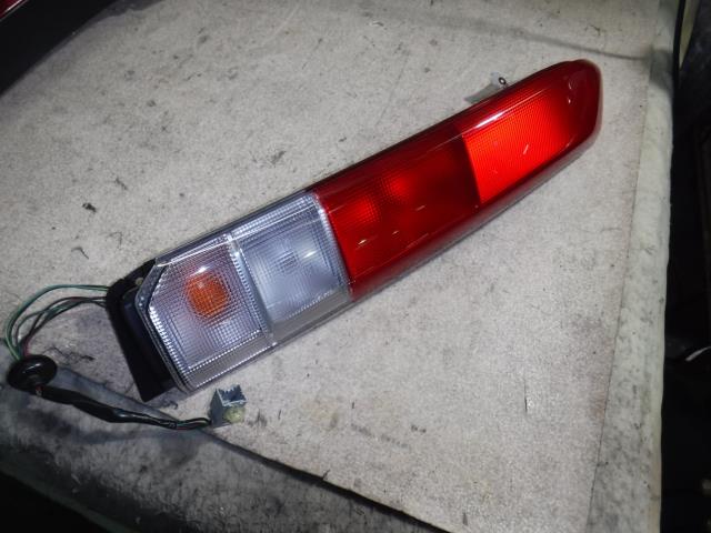 【中古】中古部品 バモス HM2 右ﾃｰﾙﾗﾝﾌﾟ 【3330810100-001324468215500】