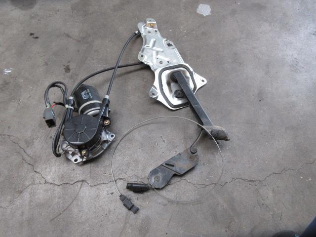 【中古】中古部品 シエンタ NCP81G 左ﾊﾟﾜｰｽﾗｲﾄﾞﾄﾞｱﾓｰﾀｰ 【3310190100-001359550064660】