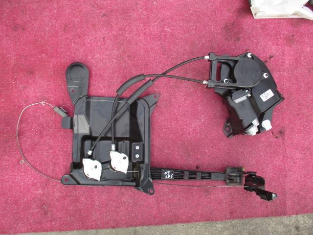 【中古】中古部品 ヴォクシー ZRR70W 左ﾊﾟﾜｰｽﾗｲﾄﾞﾄﾞｱﾓｰﾀｰ 【3310190100-000213028764660】