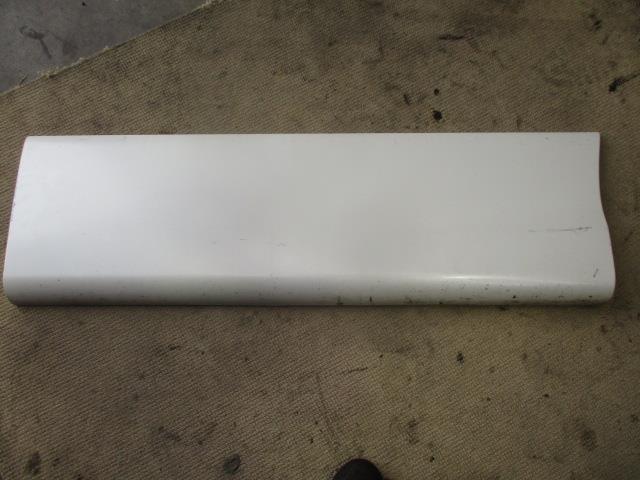 【中古】中古部品 エルグランド NE51 右ﾌﾛﾝﾄﾄﾞｱﾌﾟﾛﾃｸﾀｰ 【3310190100-001516603713160】